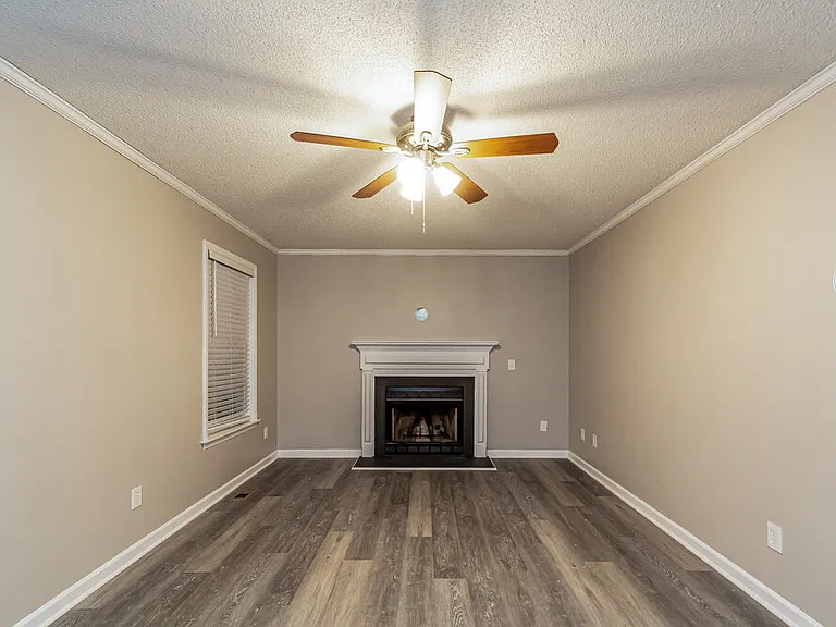 525 Hidden Cellars Dr — Photo 5