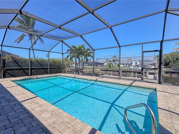 5th image of 6338 Cocos DR