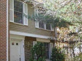 1 Cross Ridge Ct, Germantown, MD 20874