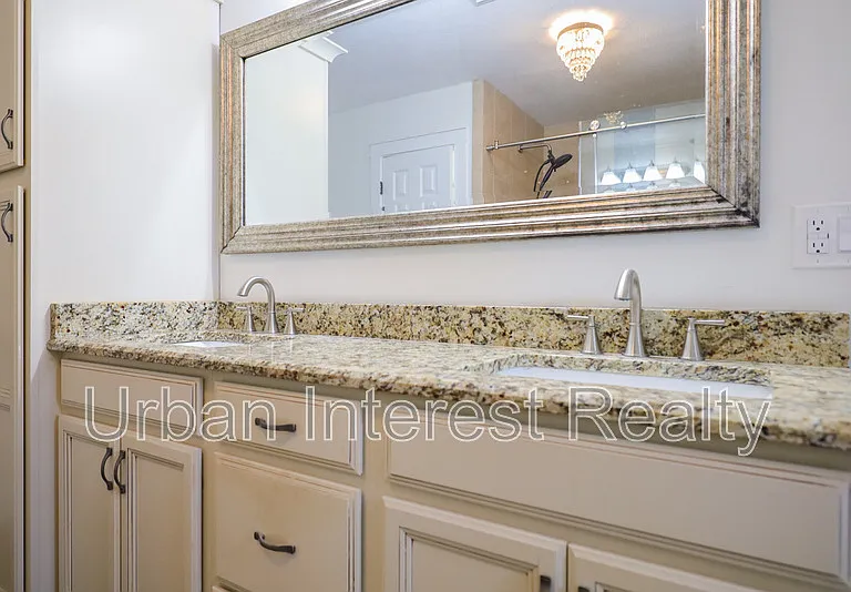 4658 Sunsail Cir — Photo 12