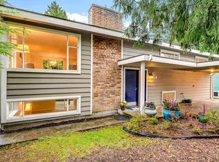 241 SW 115th St, Seattle, WA 98146