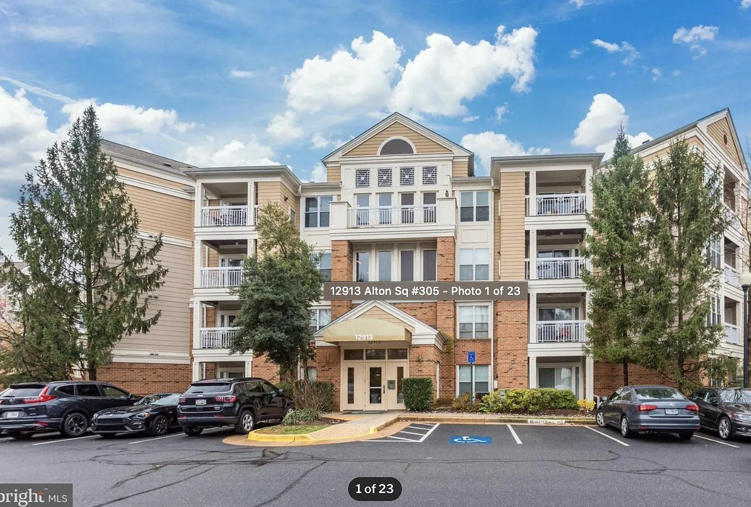2 bed, 960 sqft, $2,390 — Photo 1