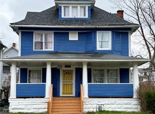 1187 Carlyon Rd, East Cleveland, OH 44112