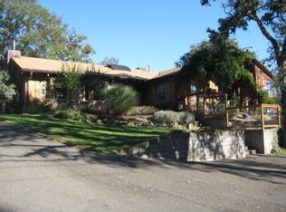 882 Valley View Dr, Ukiah, CA 95482