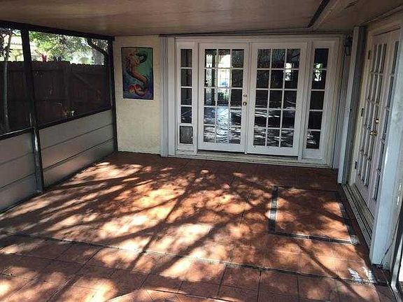 Screened patio