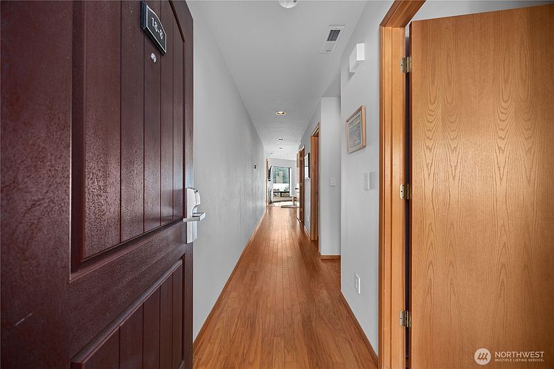 3rd image of 100 Lake Chelan Shores Drive #18-8