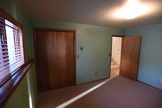 Downstairs bedroom.