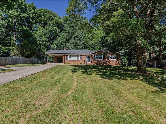 5th image of 4101 La Grange Dr
