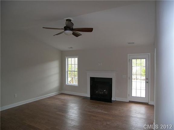 3rd image of 1028 Archer Farms Dr #L19