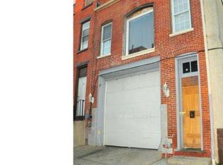 33 Maple St, Reading, PA 19602