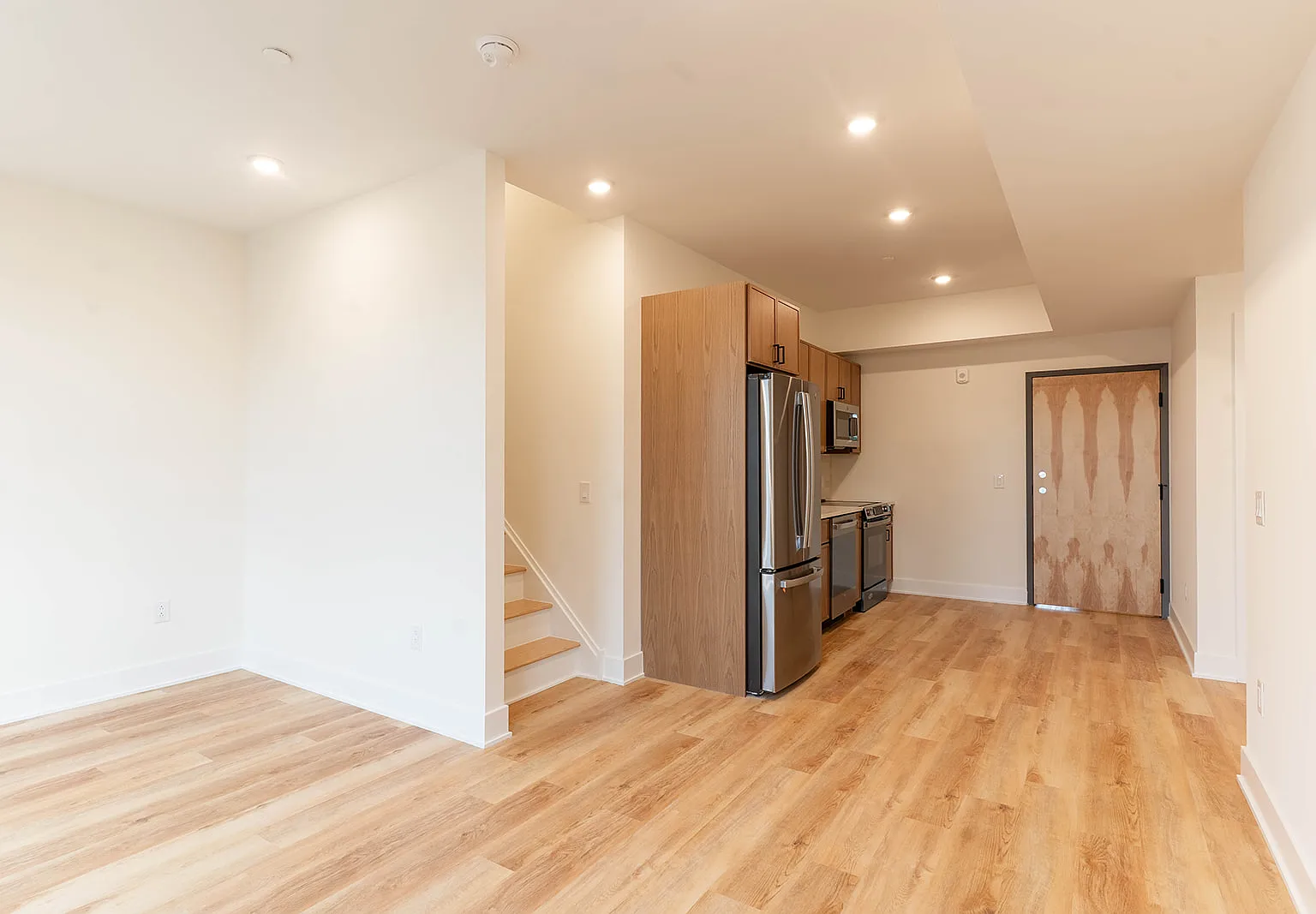 1 bed, $2,100 — Photo 3