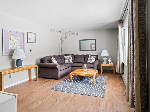 3rd image of 2682 Six Mile Rd