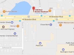 1208 W Brandon Blvd, Brandon, FL 33511