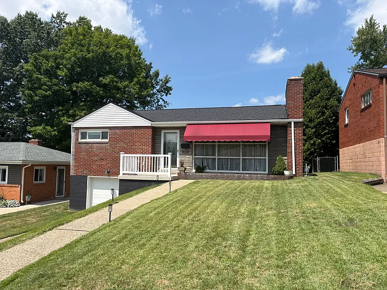 1624 Sillview Dr — Photo 5
