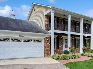 10030 Glencroft Ct, Vienna, VA 22181