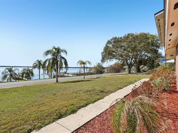 1218 Lake Ariana Blvd, Auburndale, FL 33823