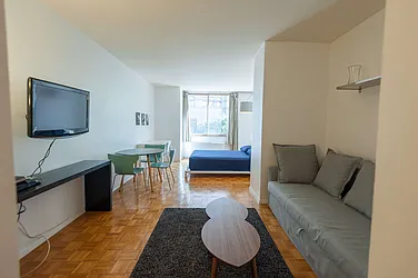 Rented by Solace SMC Inc