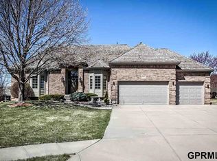 1814 S 183rd Cir, Omaha, NE 68130