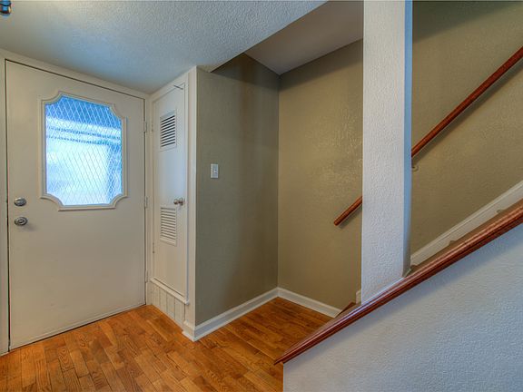 3rd image of 6501 E Hill Dr APT 109