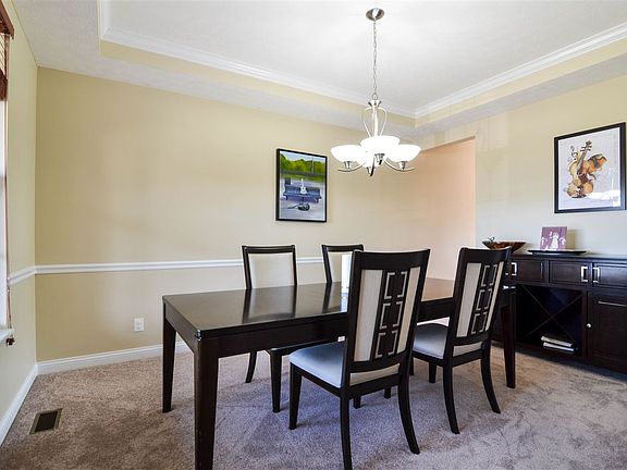 4th image of 8389 Saint Louis Blvd