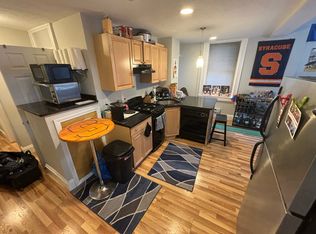 224 Hanover St #2R, Boston, MA 02113