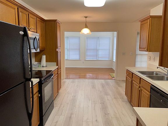 4th image of 3902 Black Gum Pl
