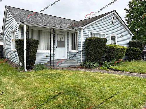 206 S Yew St Photo 1