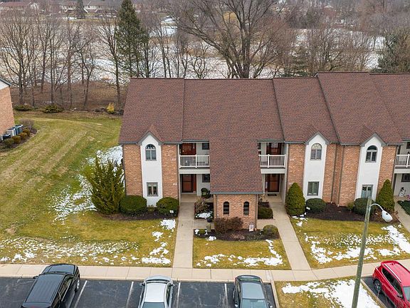 2nd image of 225 Black Oak Dr