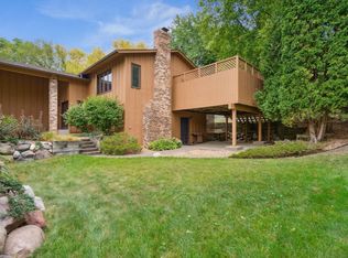6485 Grand View Dr, Eden Prairie, MN 55346