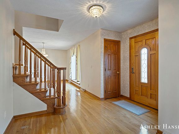3rd image of 7860 Myers Lake Ave NE