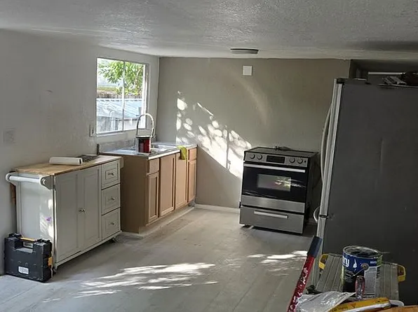 10822 Leanne Dr, Tampa, FL 33610