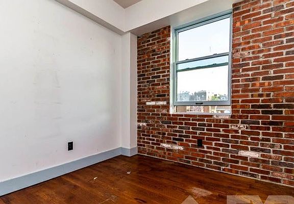 5th image of 19 Brooklyn Ave #3G