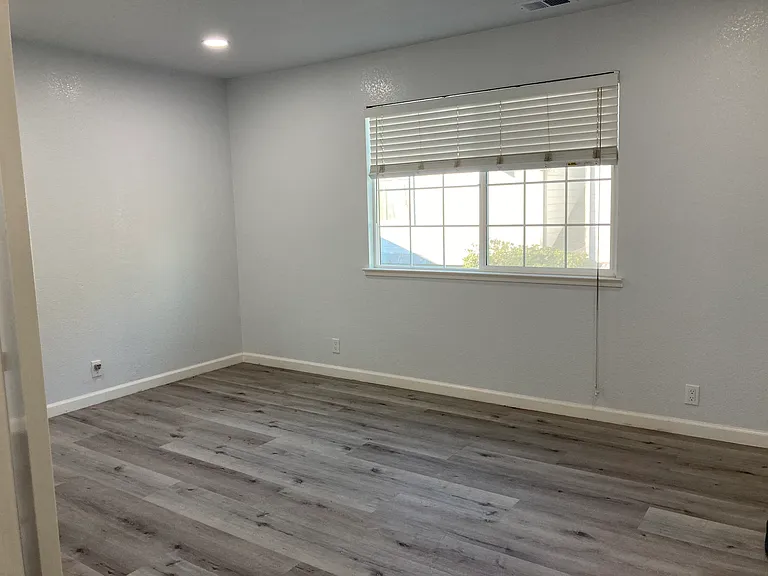 1206 Sargenti Ct — Photo 10
