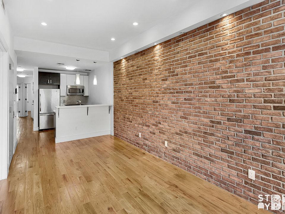 1st image of 41 Lexington Ave #2C