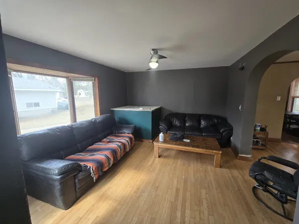 223 17th Ave W, Menomonie, WI 54751