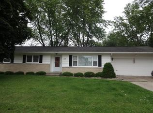 107 Royal Ct, Janesville, WI 53546