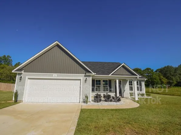 186 Calhoun St, Raeford, NC