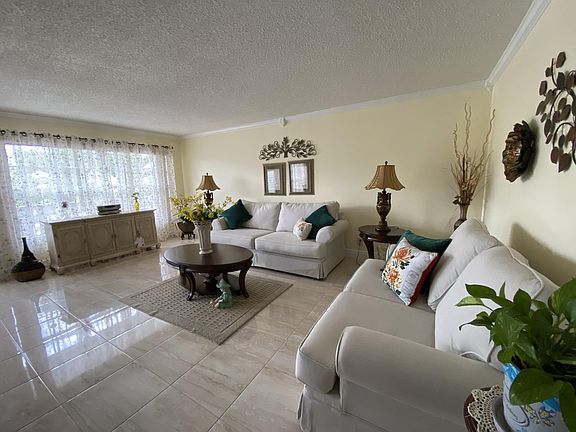 3rd image of 203 Wellington Cir #A-2030