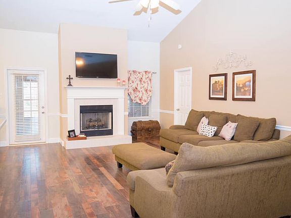 4th image of 4593 Lake Woods Dr N