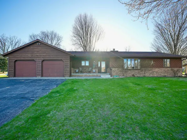 265 S Farm Rd, Oconto Falls, WI 54154