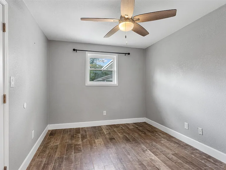3310 Oak Dr — Photo 19