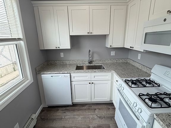 2nd image of 559 Dorchester Ave APT 2