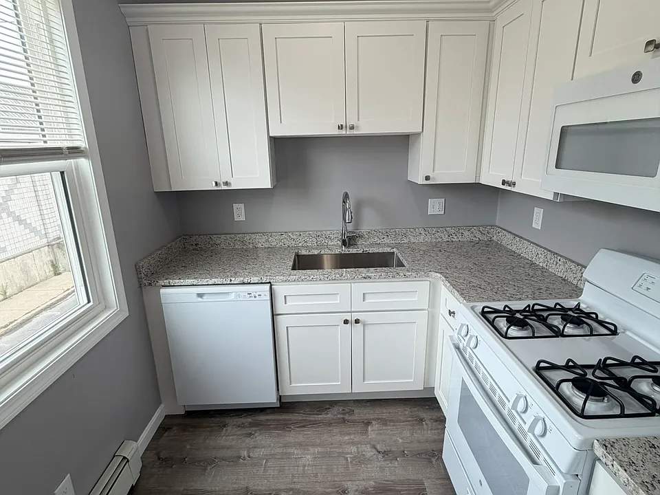 559 Dorchester Ave #1B