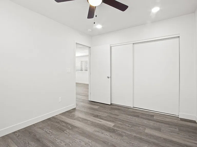 428 W Oliver Street — Photo 9
