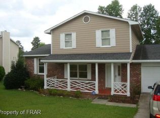 6867 Baystone Rd, Fayetteville, NC 28314