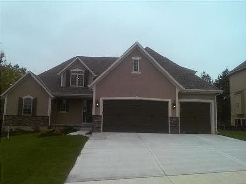 1st image of 1317 NE Woods Edge Cir