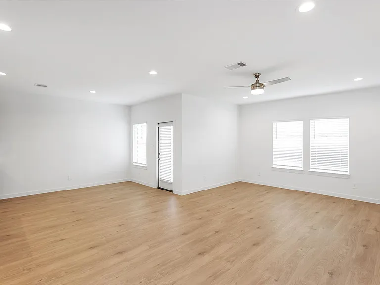 2828 Willow Gulch Way — Photo 8