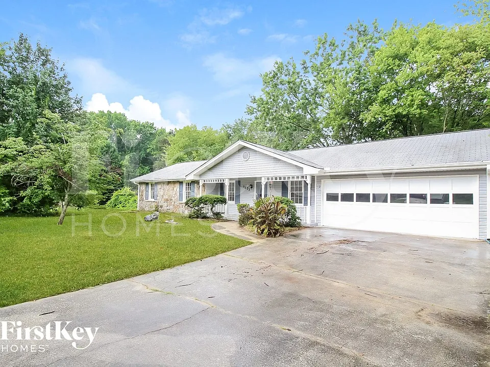1673 Moss Dr