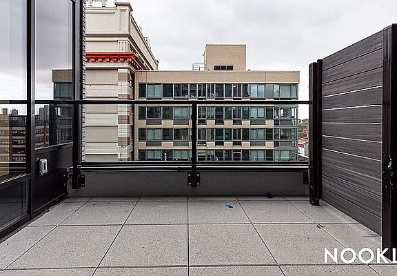 3rd image of 250 Gold St #1001