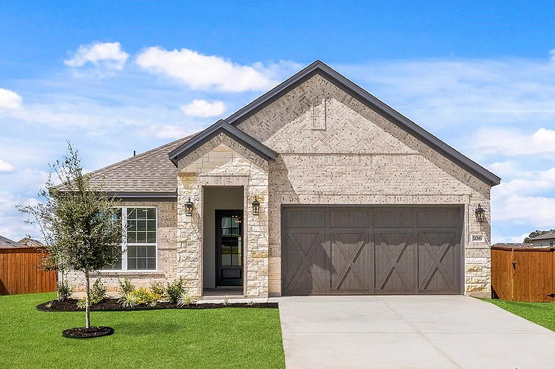 4 bed, 2.0 bath, 1896 sqft, $3,565 — Photo 1